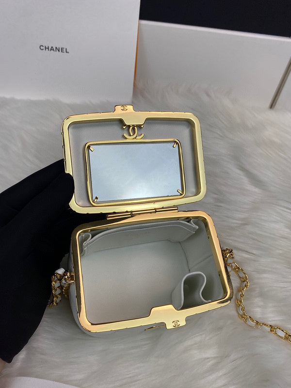 Luxe Touch Bags 

 -  Bags - 3124