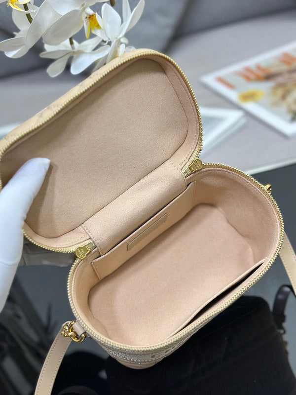 LTB - Luxe Touch Bags - 066