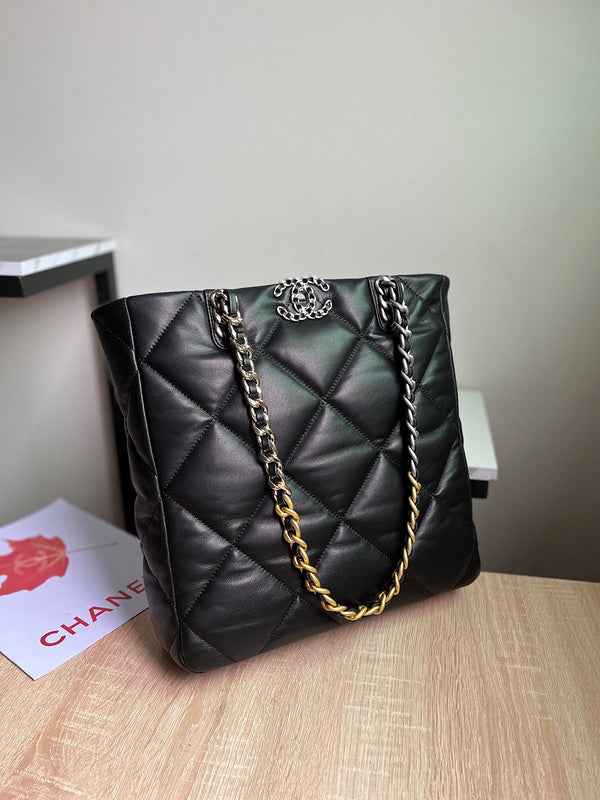Luxe Touch Bags 

 -  Bags - 2700