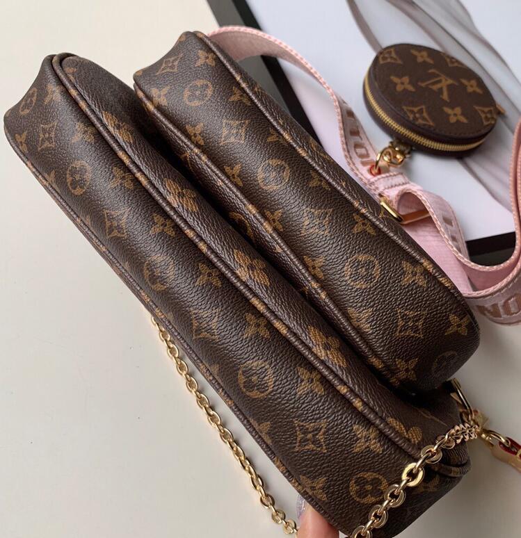 Luxe Touch Bags -   2957
