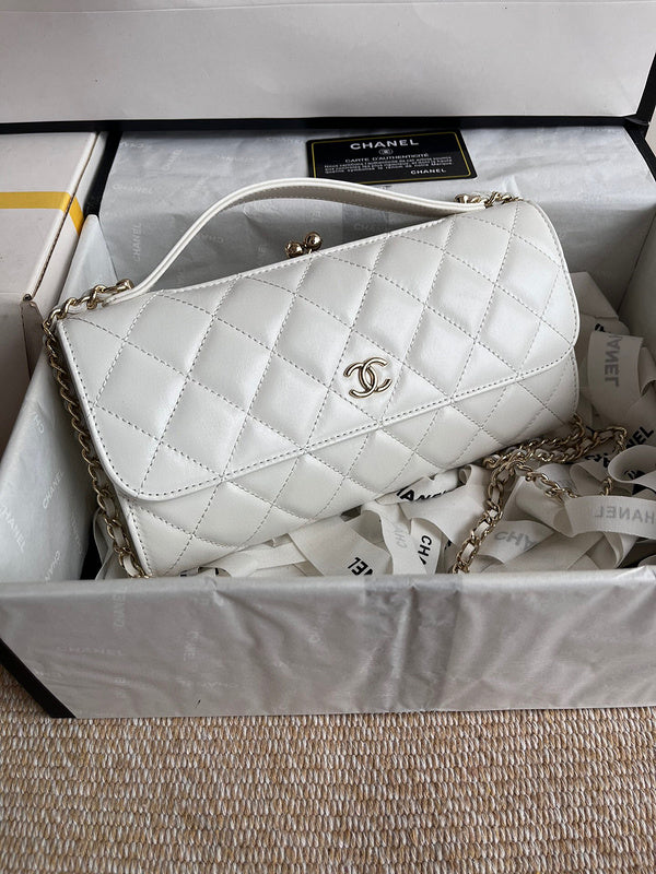 Luxe Touch Bags 

 -  Bags - 2996