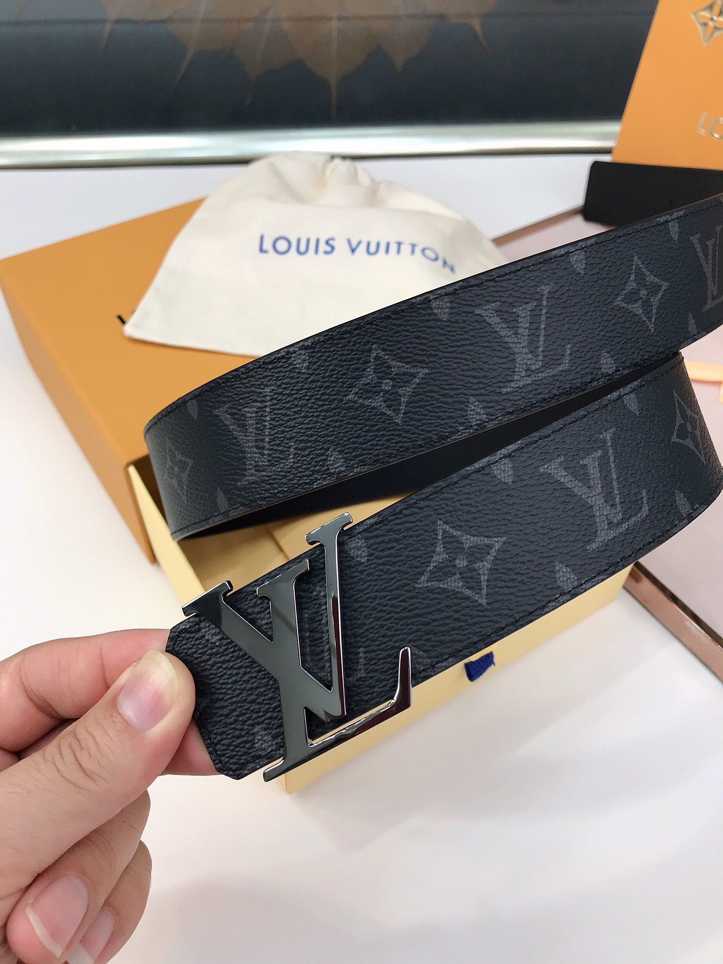 LTB  -Luxury  LUV  BELTS 003