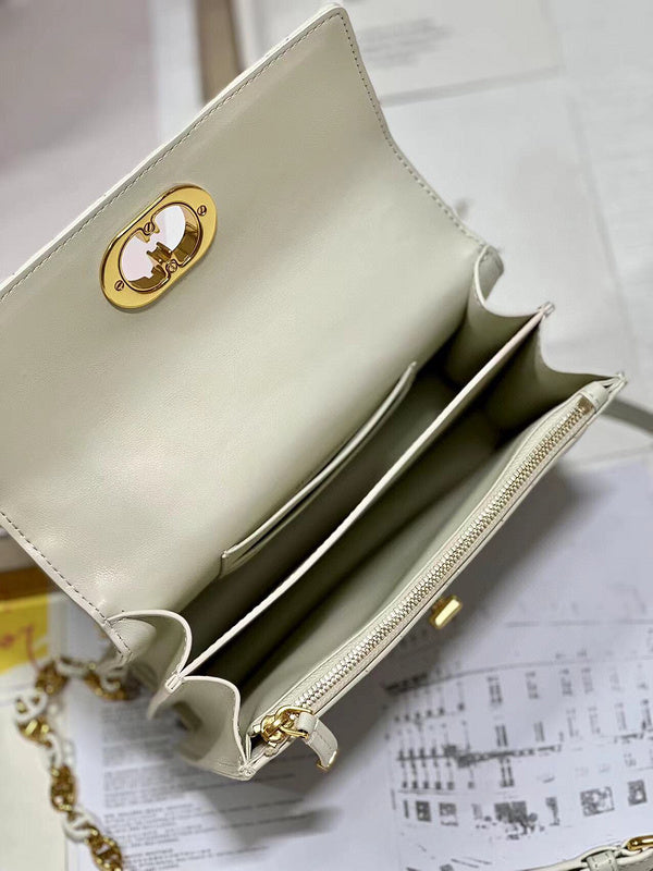 LTB - Luxe Touch Bags - 585