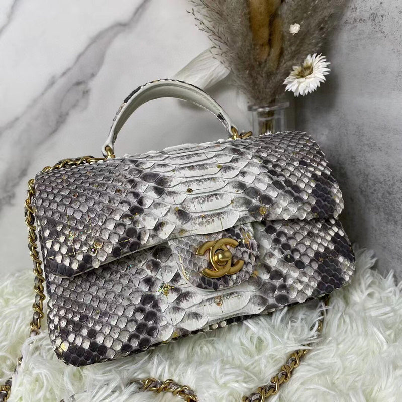 Luxe Touch Bags 

 -  Bags - 3159