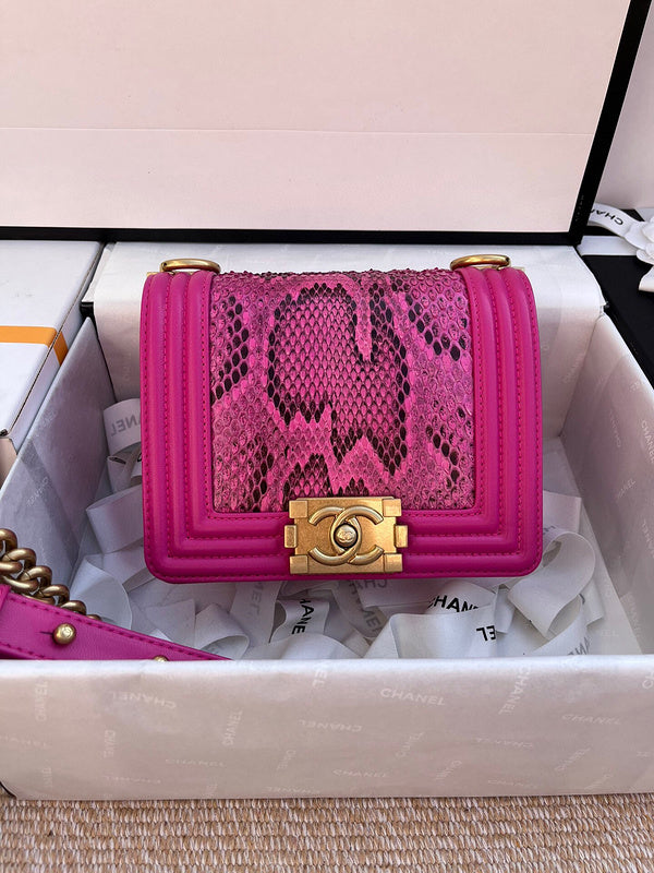 Luxe Touch Bags 

 -  Bags - 3413