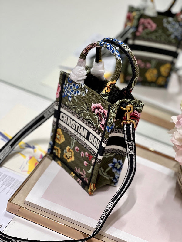 LTB - Luxe Touch Bags - 733