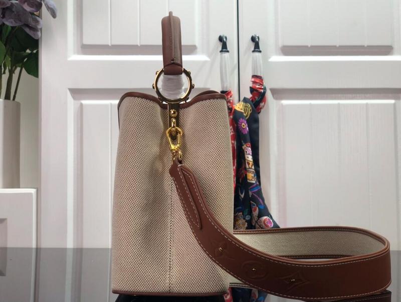 Luxe Touch Bags -   2210