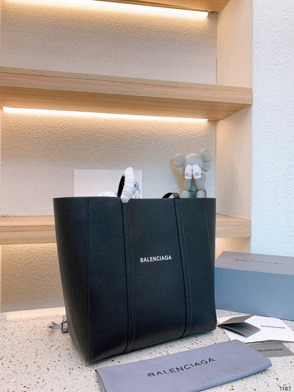 Luxe Touch Fashion - BGA Bags - 1588