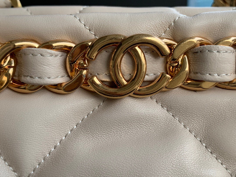 Luxe Touch Bags 

 -  Bags - 2899