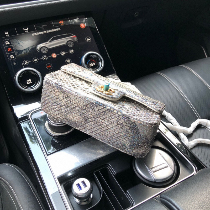 Luxe Touch Bags 

 -  Bags - 2955
