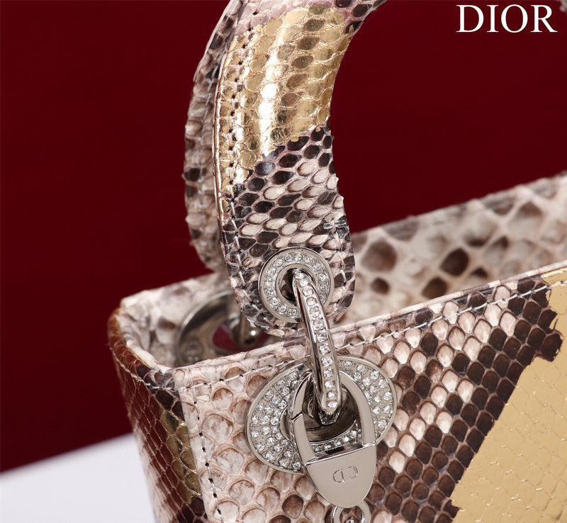 LTB - Luxe Touch Bags - 1696