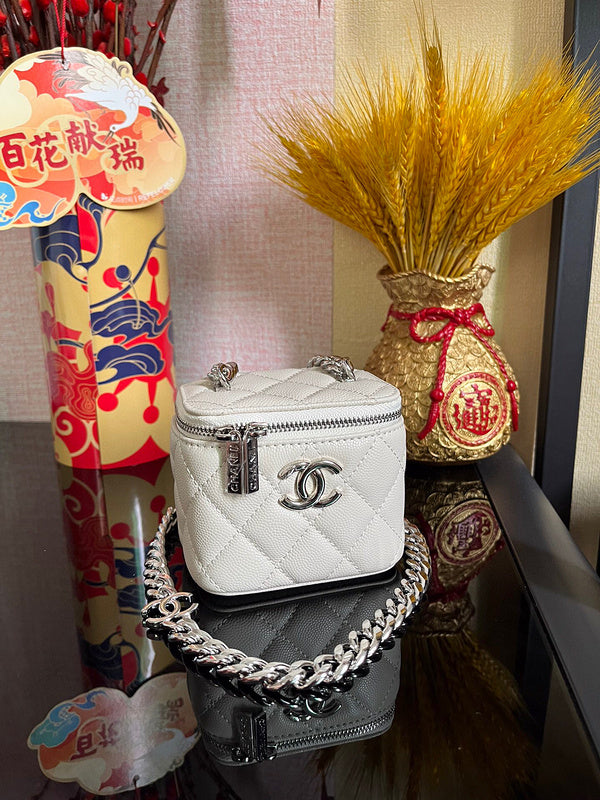 Luxe Touch Bags 

 -  Bags - 3145