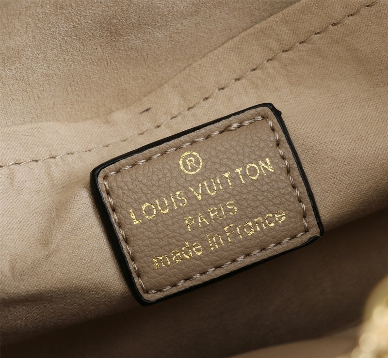 Fashion Luxe Touch bags - 3867