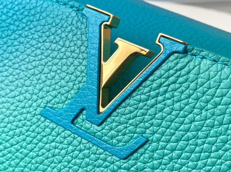 Luxe Touch Bags -   2625