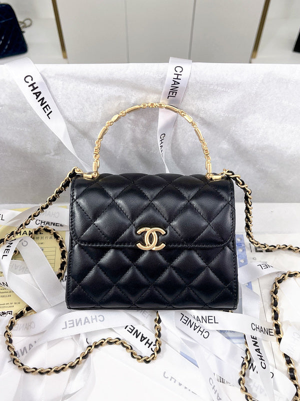 Luxe Touch Bags 

 -  Bags - 2990