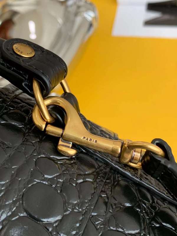 Luxe Touch - SLY Bags 125