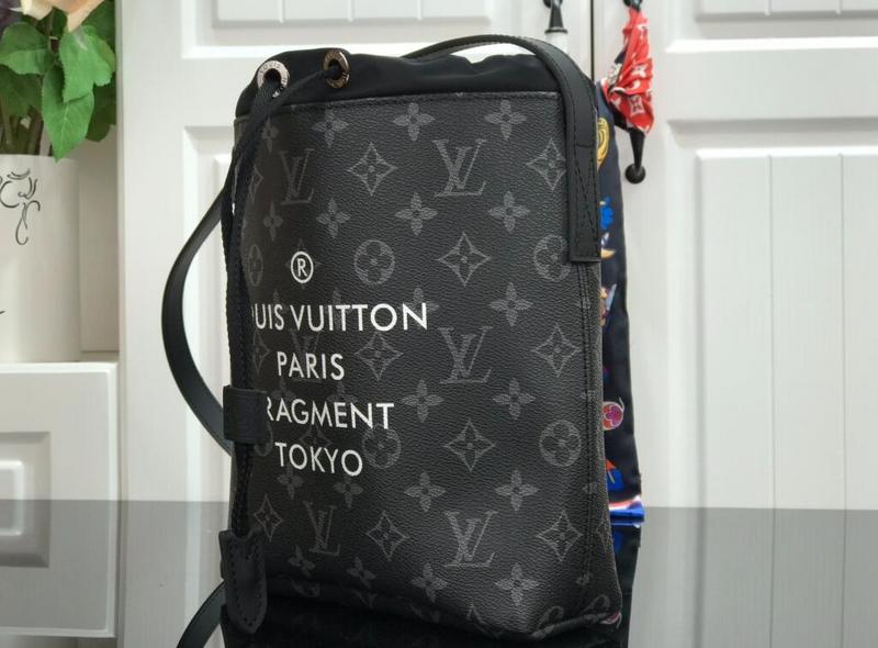Luxe Touch Bags -   2170