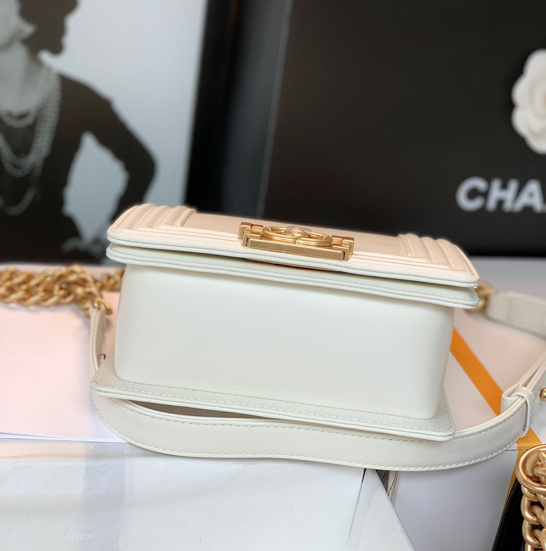 LTB - Luxe Touch Bags - 210