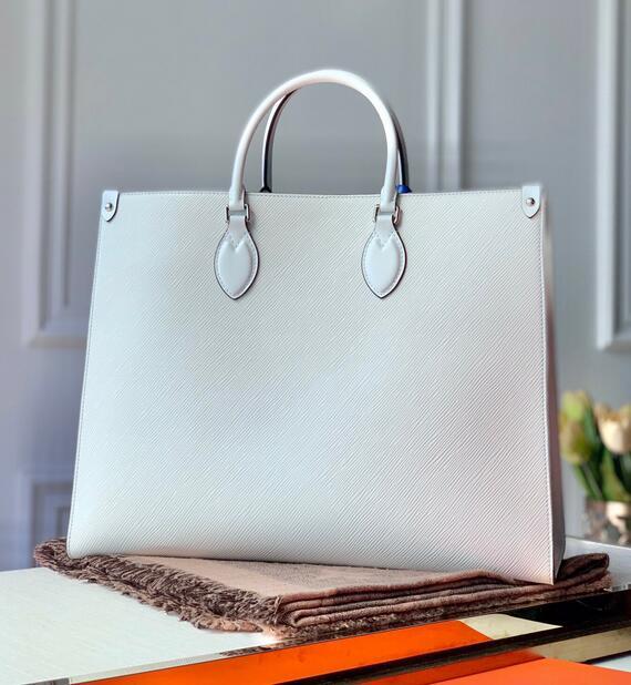 Luxe Touch Bags -   3152