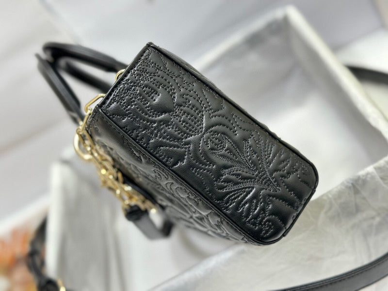 LTB - Luxe Touch Bags - 1323