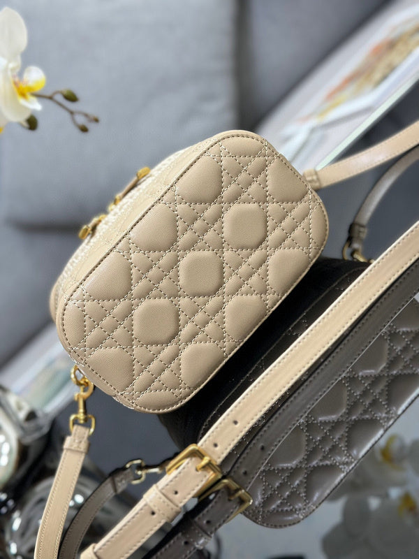 LTB - Luxe Touch Bags - 066
