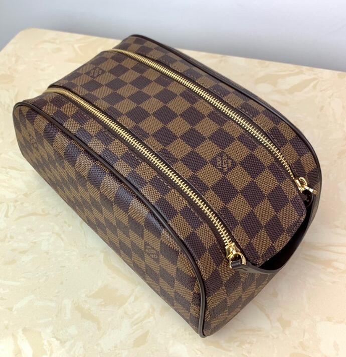 Luxe Touch Bags -   2699