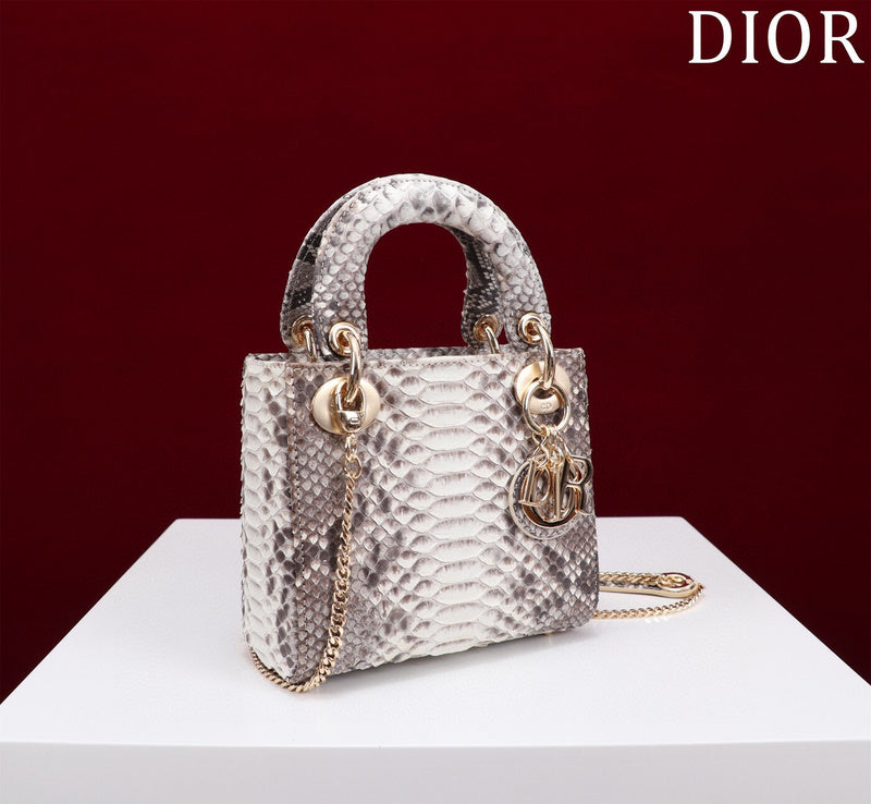 LTB - Luxe Touch Bags - 112