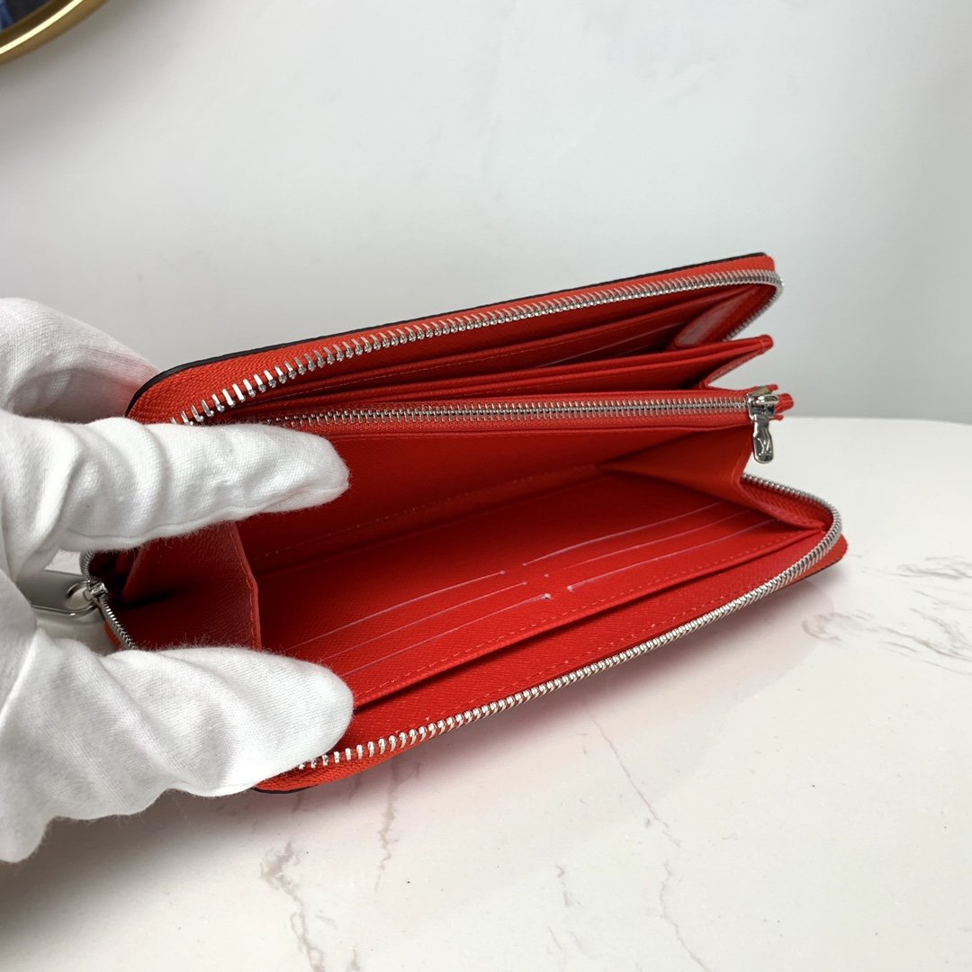 Luxe Touch Bags
