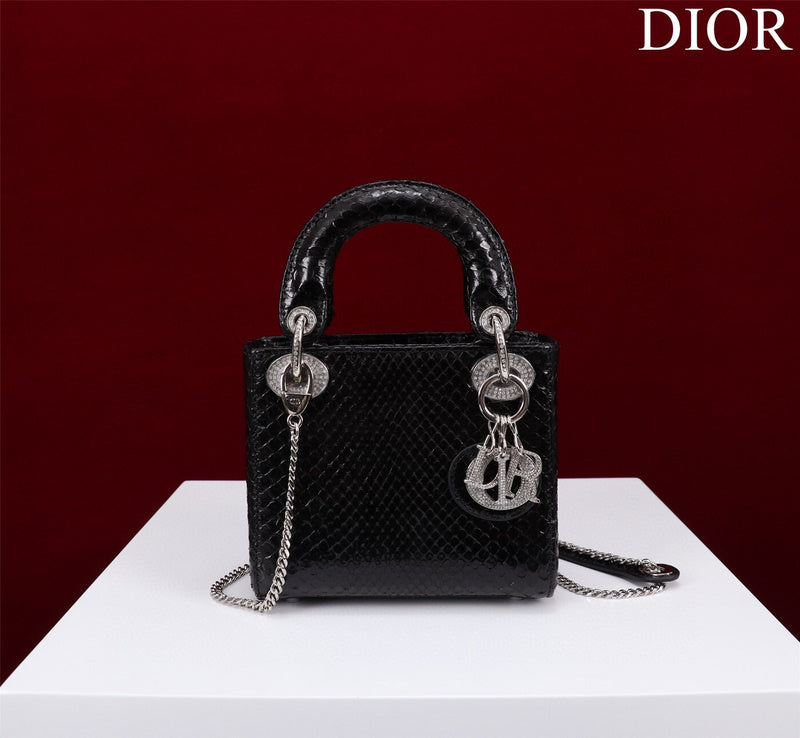 LTB - Luxe Touch Bags - 104
