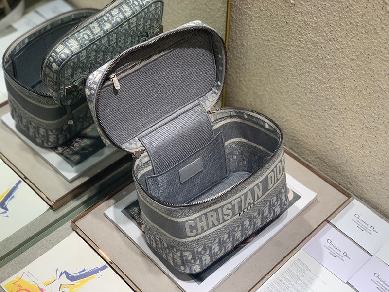 LTB - Luxe Touch Bags - 1947