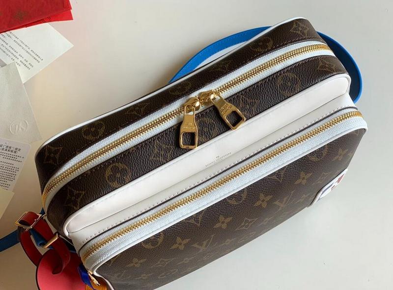 Luxe Touch Bags -   2605