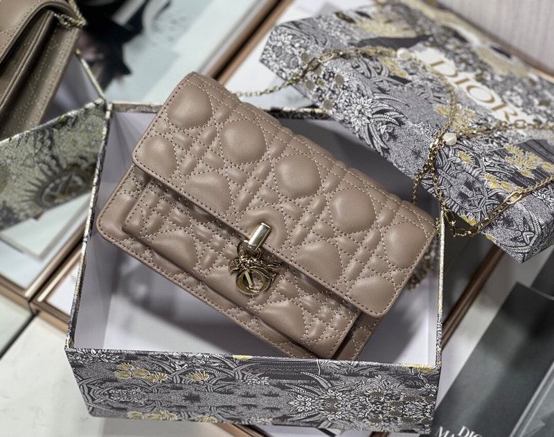 LTB - Luxe Touch Bags - 499