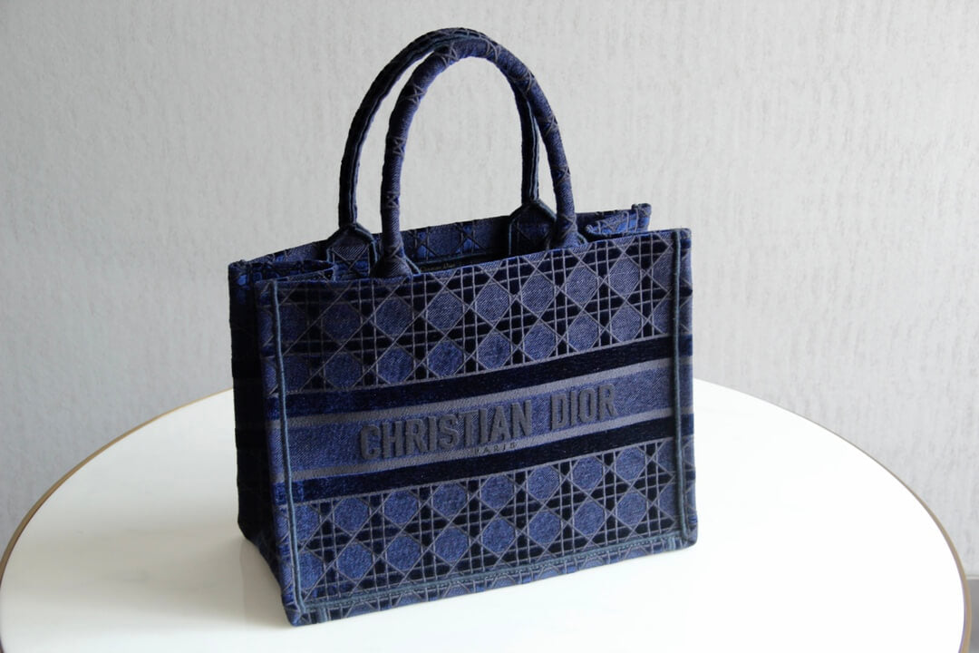 DIR1286 Book Tote BIG size 41.5cm 36.5cm Embroidery LOGO red Handbag blue