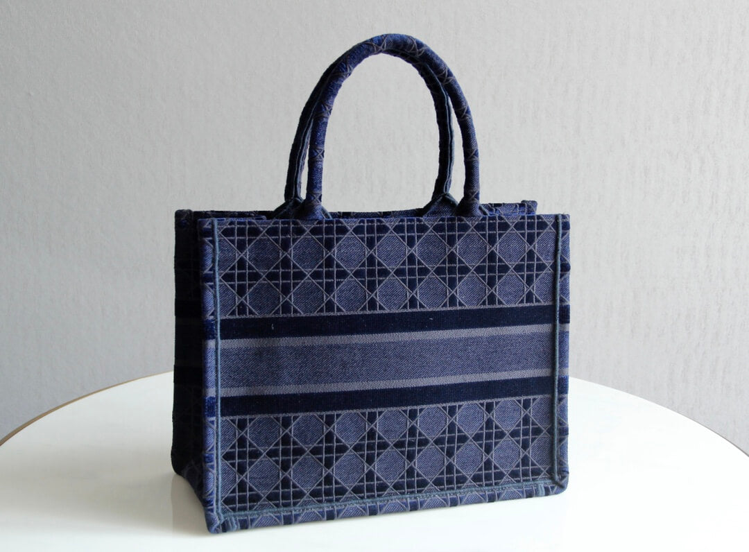 DIR1286 Book Tote BIG size 41.5cm 36.5cm Embroidery LOGO red Handbag blue