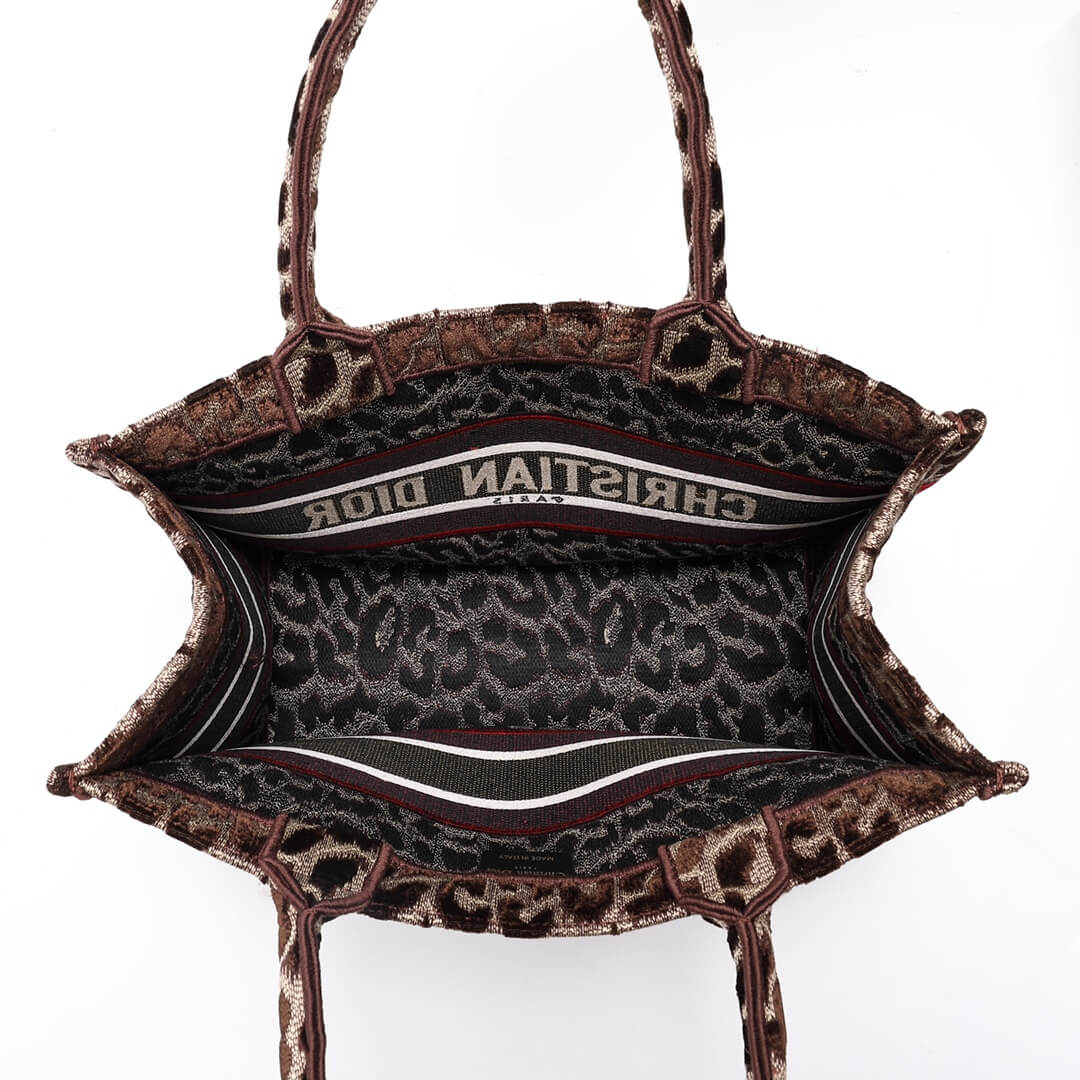DIR1286 Book Tote BIG size 41.5cm 36.5cm Embroidery LOGO red Handbag Beige Mizza