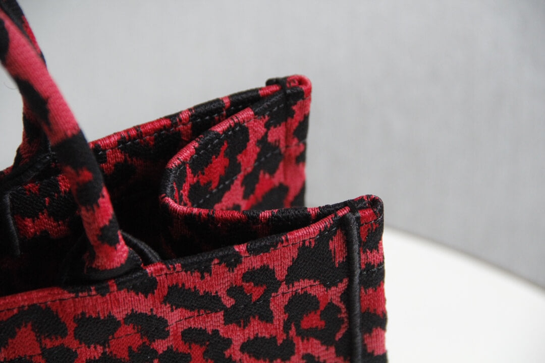 DIR1286 Book Tote BIG size 41.5cm 36.5cm Embroidery LOGO red Handbag maroon-3