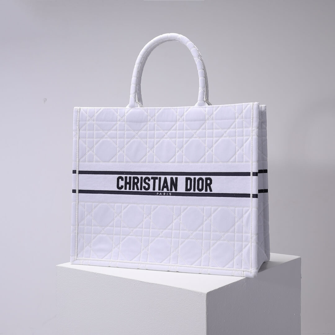 DIR1286 Book Tote BIG size 41.5cm 36.5cm Embroidery LOGO red Handbag white