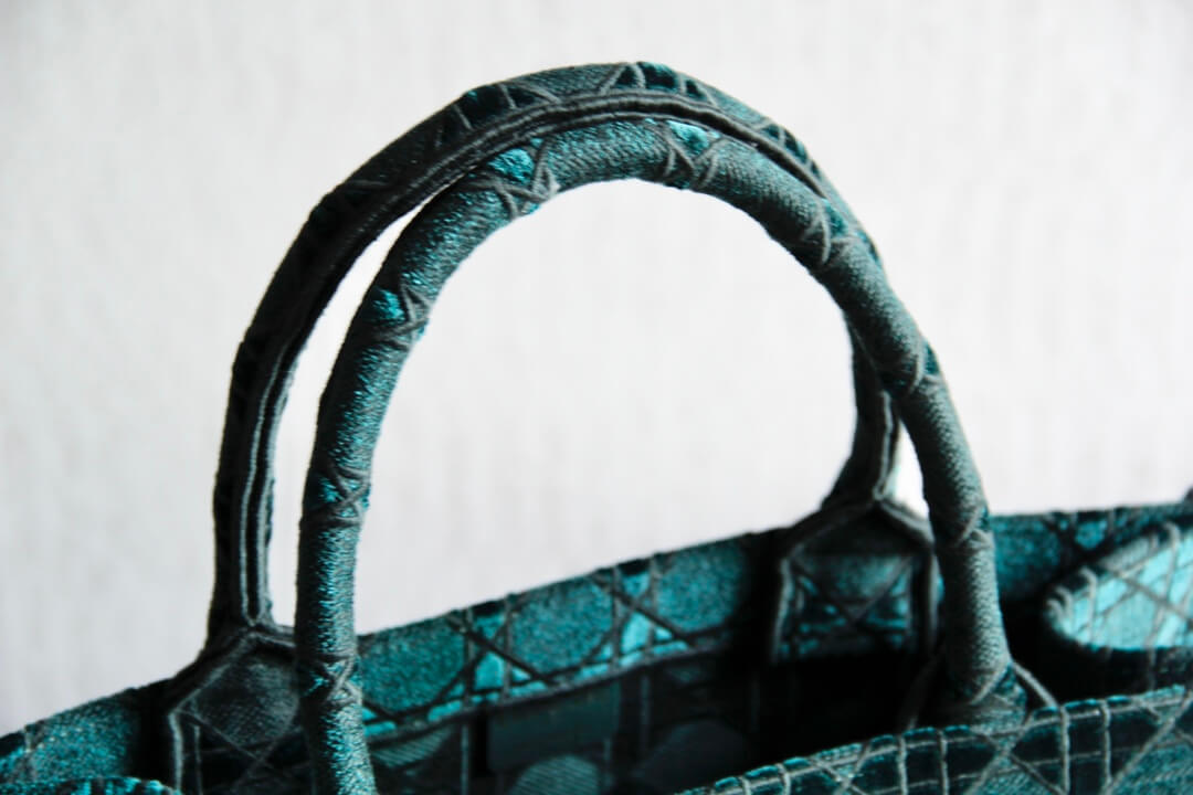 DIR1286 Book Tote BIG size 41.5cm 36.5cm Embroidery LOGO red Handbag green-1