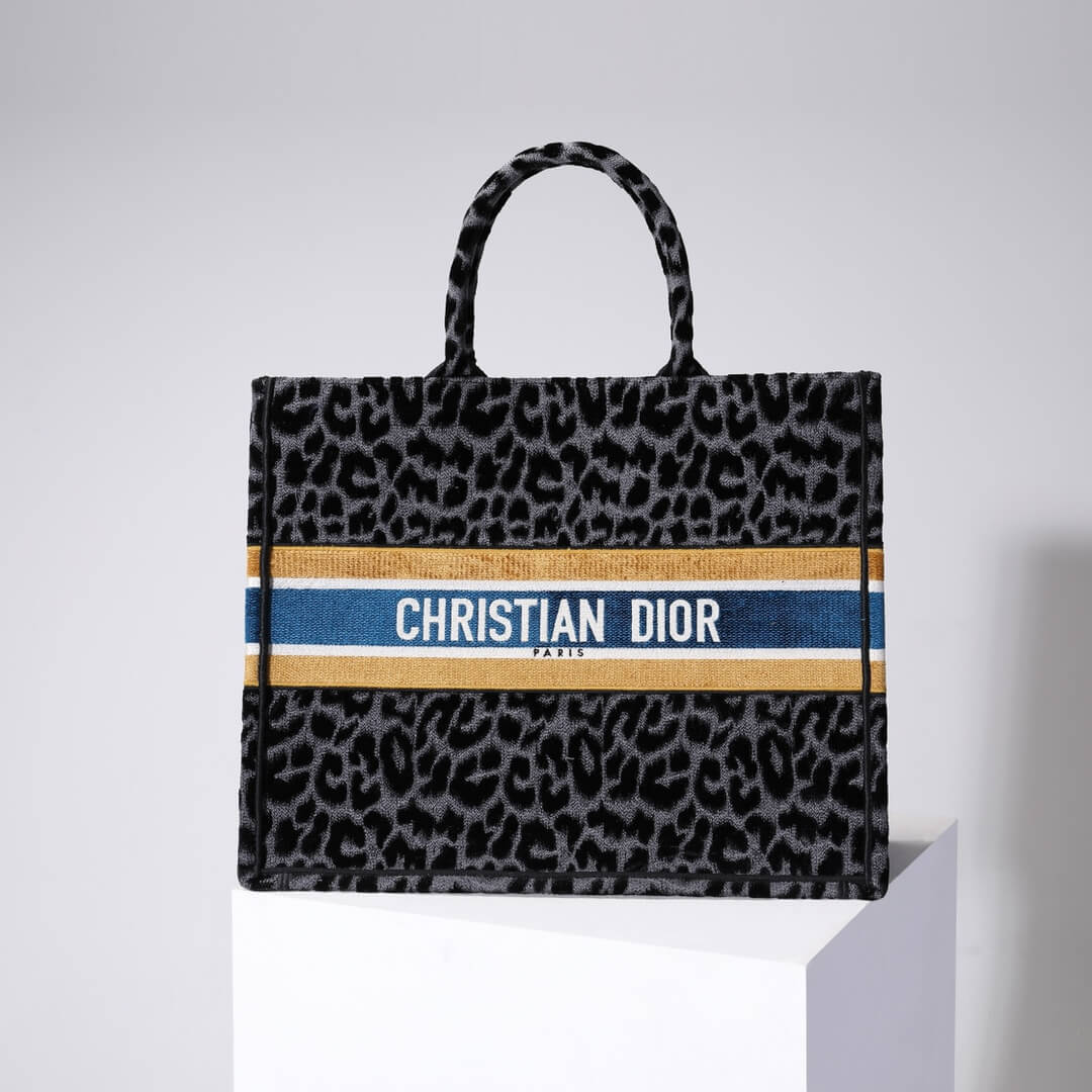DIR1286 Book Tote BIG size 41.5cm 36.5cm Embroidery LOGO red Handbag grey Mizza