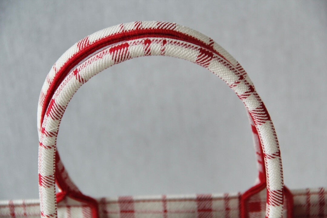DIR1286 Book bag Tote Embroidery red white 36.5cm 41.5cm Handbag