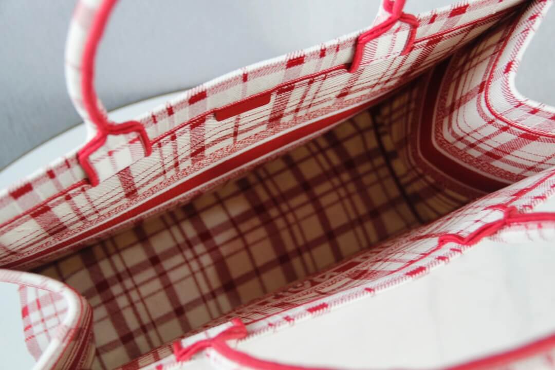 DIR1286 Book bag Tote Embroidery red white 36.5cm 41.5cm Handbag