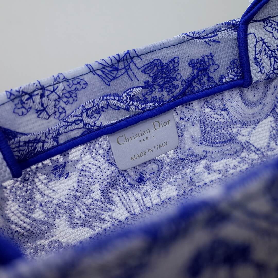 DIR1286 Book Tote big size 36.5cm 41.5cm Oblique Embroidery blue-5