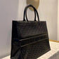 DIR1286 Book Tote black Oblique Embroidery 41.5cm 36.5cm