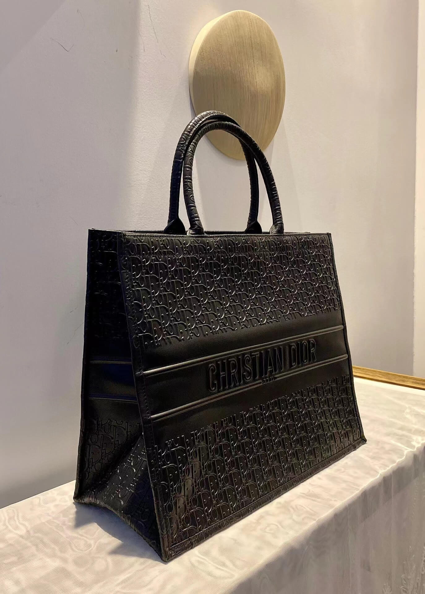 DIR1286 Book Tote black Oblique Embroidery 41.5cm 36.5cm