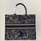 DIR1286 Book Tote bird navy blue
