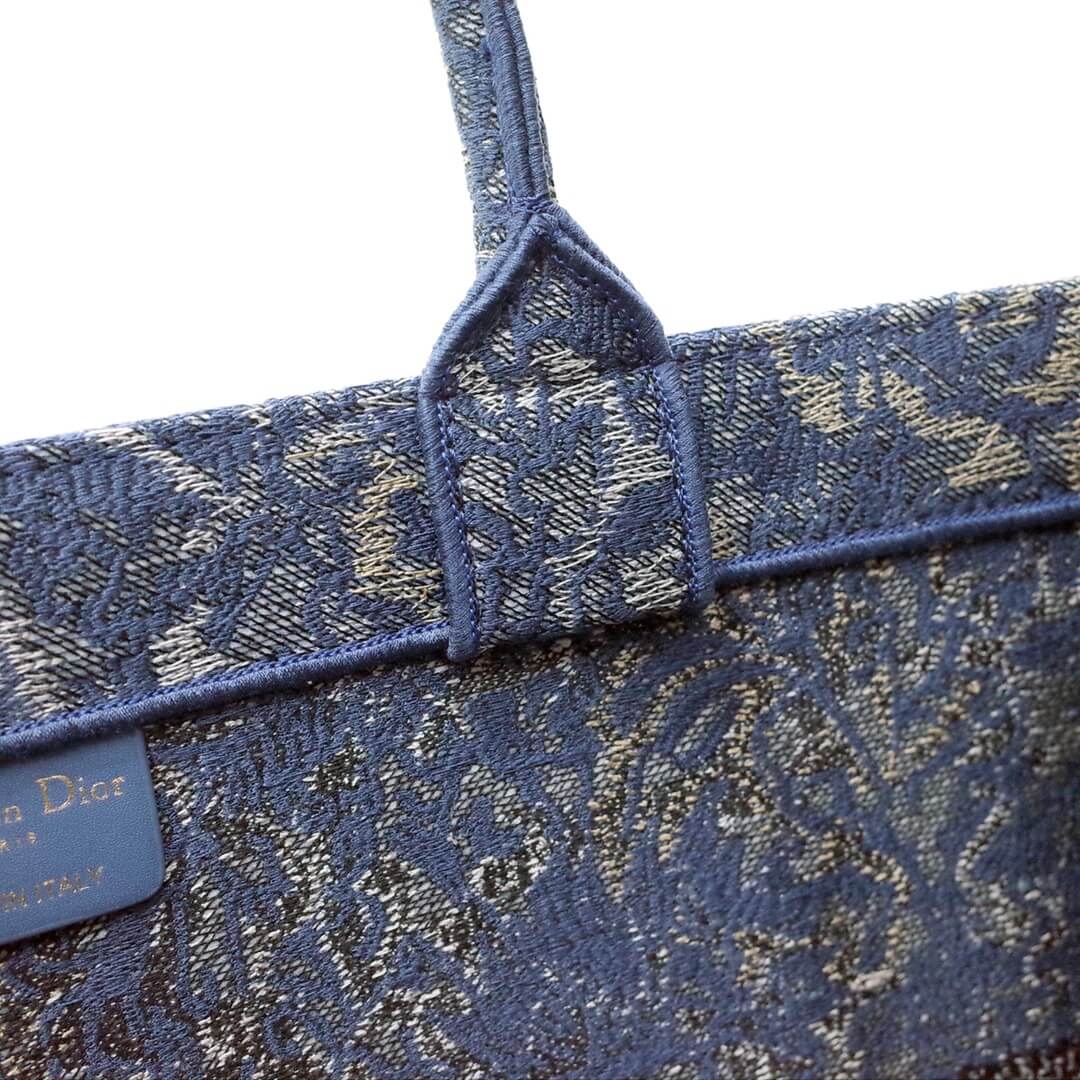 DIR1286 Book Tote big size 36.5cm 41.5cm Oblique Embroidery blue