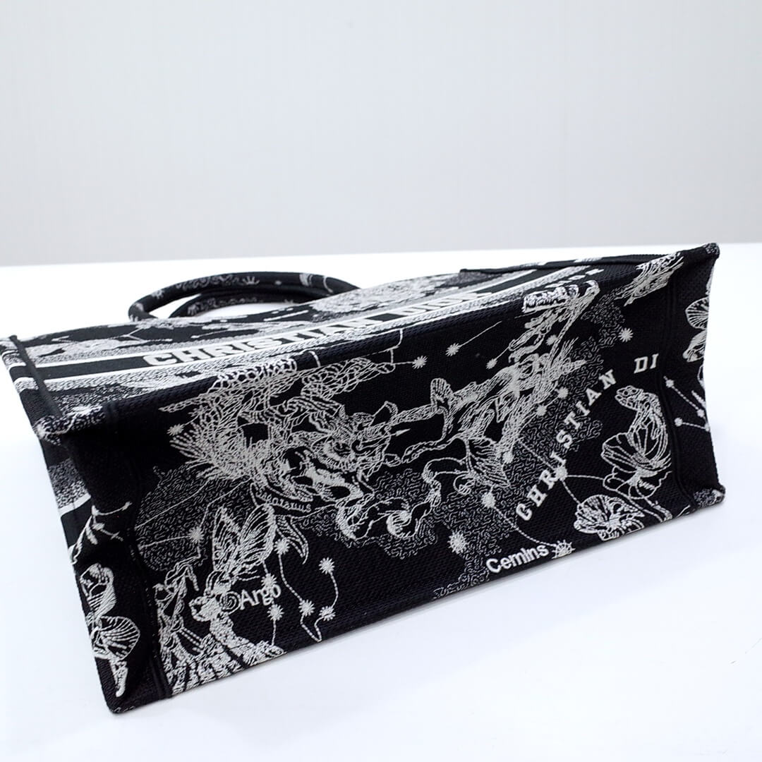 DIR1286 Book Tote dragon black
