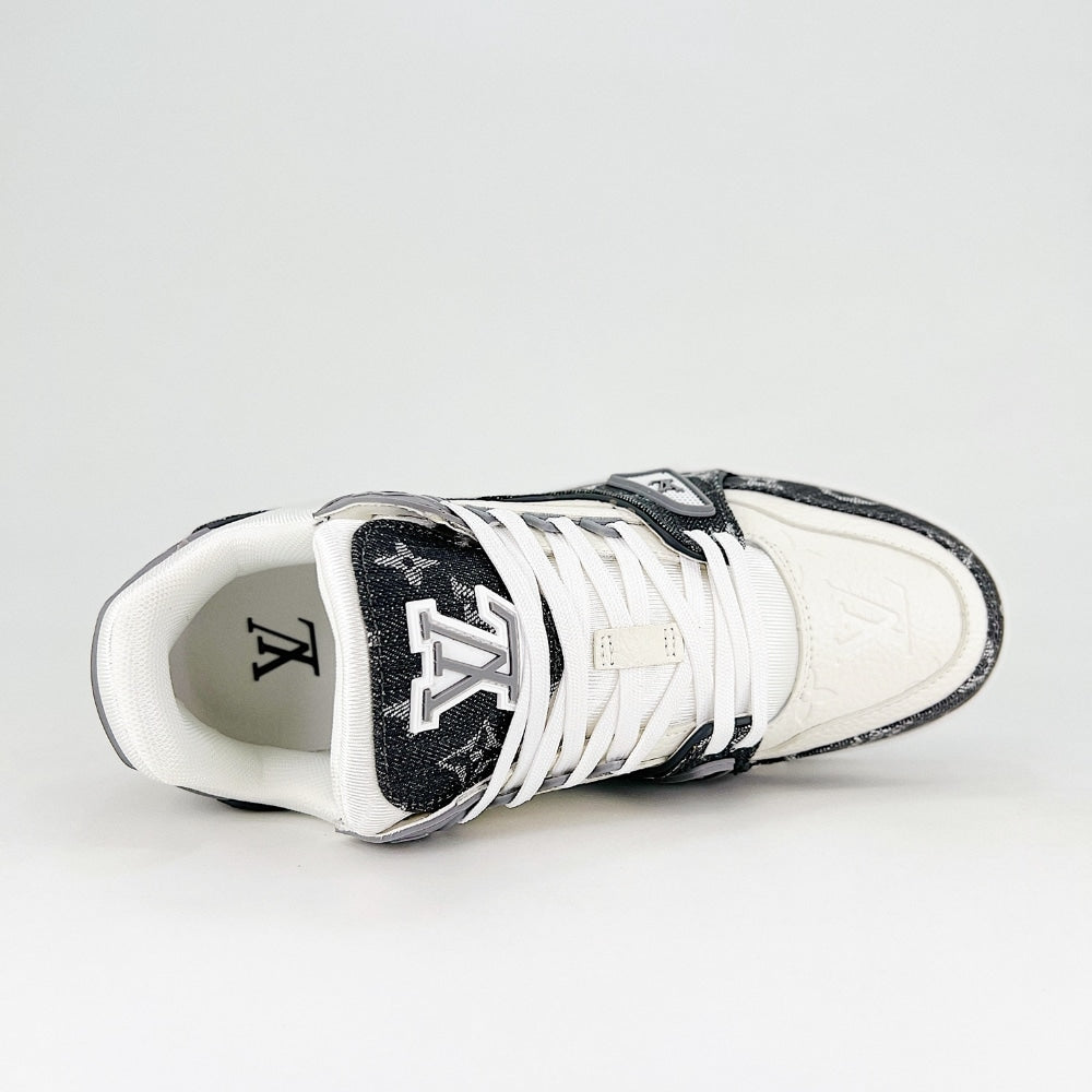 LV TRAINER GREY 1ADF5A