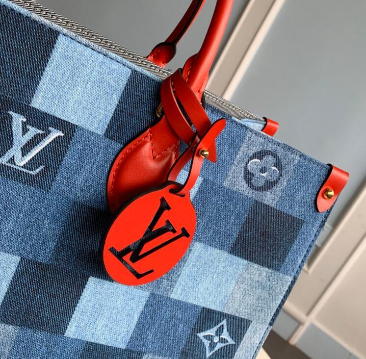 Luxe Touch Bags -   3080