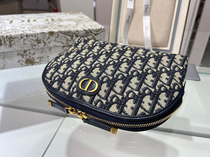 LTB - Luxe Touch Bags - 587